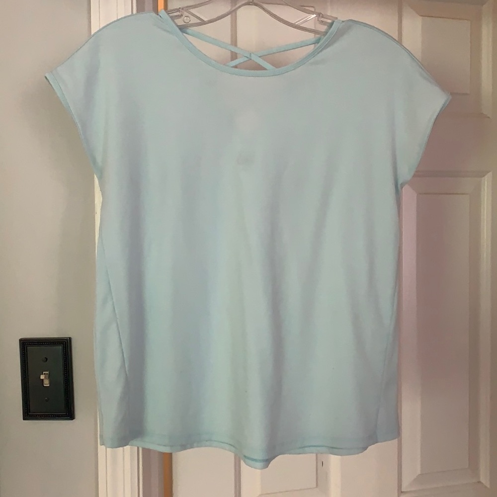 Athleta Girl tee shirt